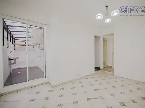 Departamento en Paternal 2 ambientes con pequeño patio cubierto.