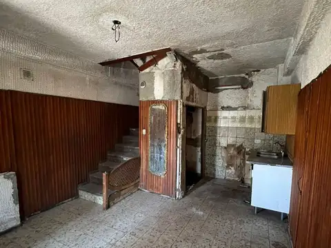 Depto Tipo Casa en Venta 42 años