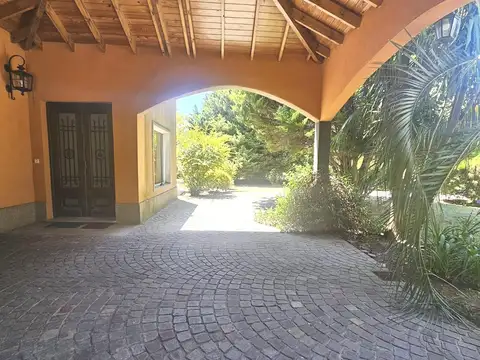 Casa en Venta de 6 dormitorios
