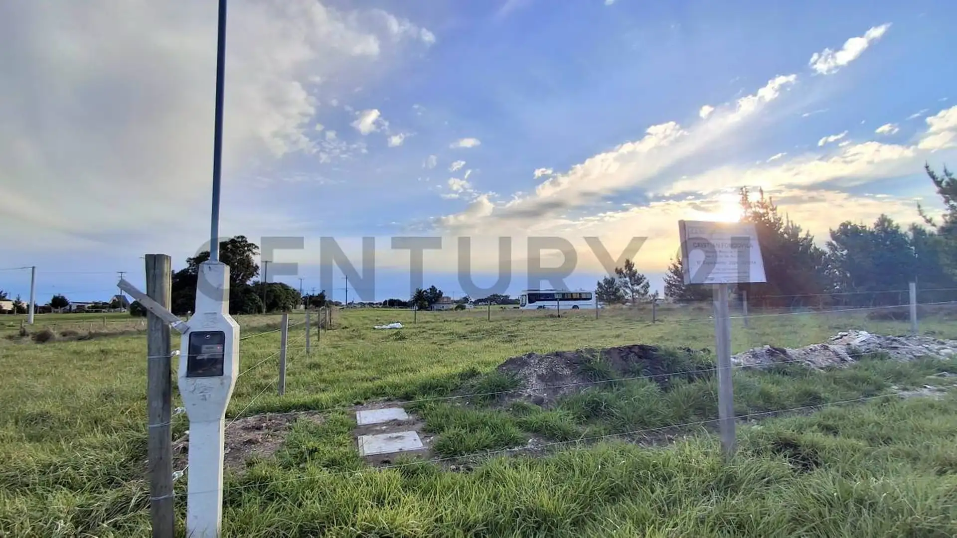 Venta Lote c/ Mejoras en El Marquesado
