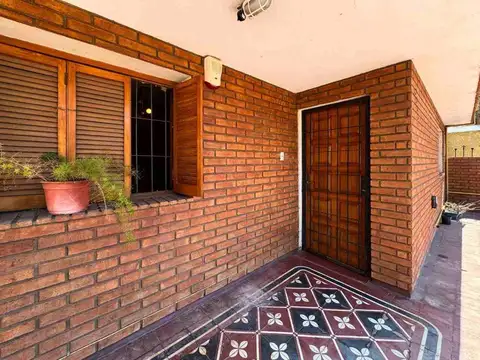 Pasaje Tomas de Rocamora 2500