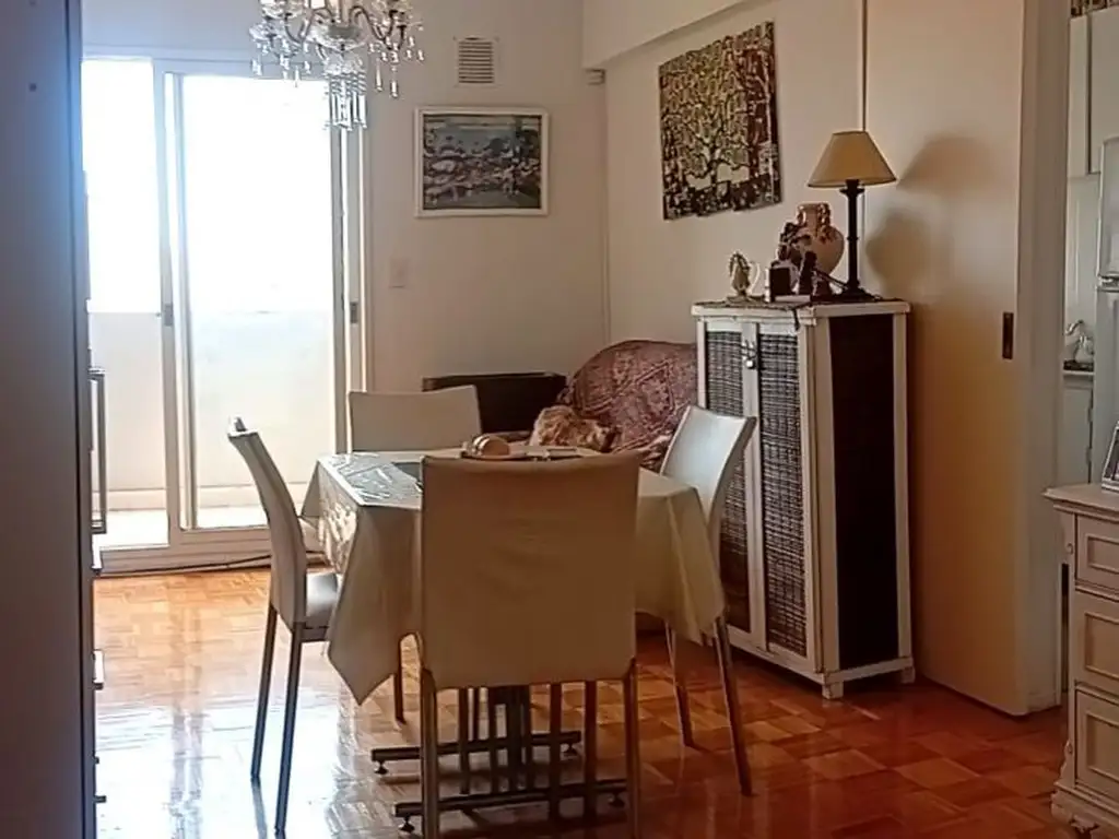 Av. La Plata 300, Piso 12