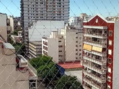 Av. La Plata , Piso 12