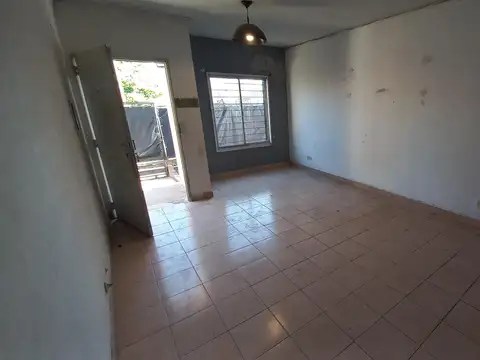 Casa en Venta en Burzaco, USD 55.000