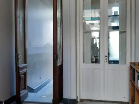 Oficina en Alquiler al Este