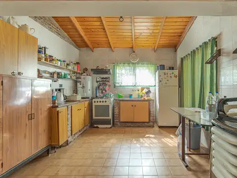 Casa 4 ambientes con 3 baños