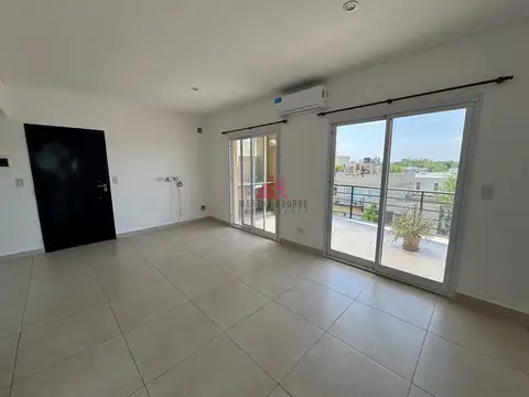 Departamento en Alquiler en El Aljibe, USD 500