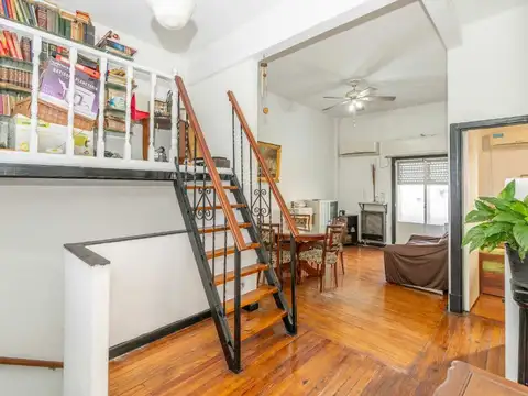 Depto Tipo Casa en Venta de 4 dormitorios
