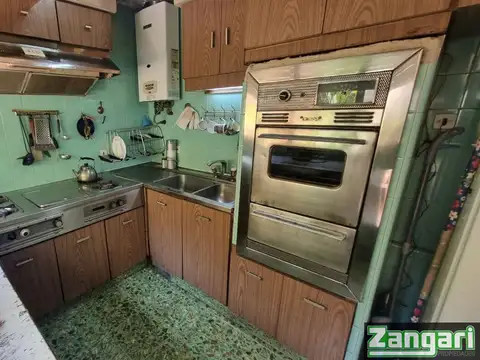 Depto Tipo Casa en Venta 60 años