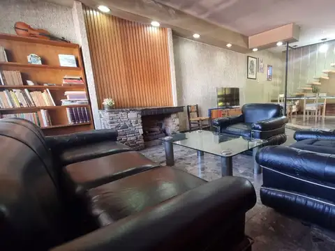 Depto Tipo Casa en Venta de 3 dormitorios