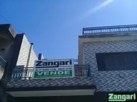 PH 5 AMBIENTES COCHERA PATIO TERRAZA P/2 FLIAS - PARQUE CHACABUCO