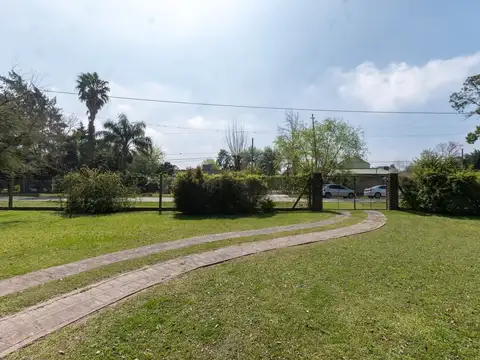 QUINTA DE 1.308 m2 CON PILETA EN ALTOS DEL SAUCE