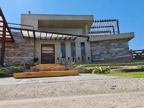 Casa en alquiler temporario, 5 ambientes, Haras Santa Maria, Escobar, GBA, Norte