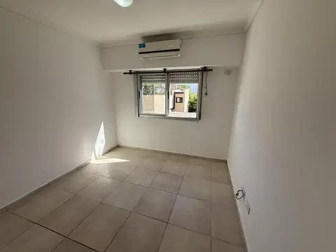 Departamento en Alquiler en Wilde, $ 600.000