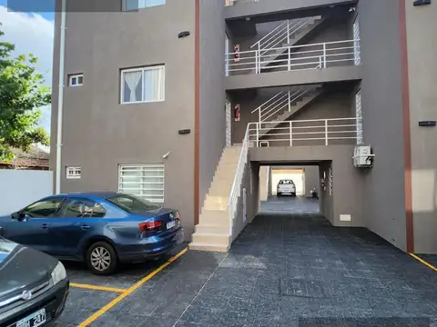 Mendoza  al 4300