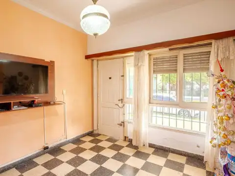 VENTA CASA 3/AMB COCHERA/PATIO+DPTO 1 AMB Z/SUAREZ