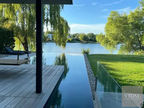 Talar del lago II
