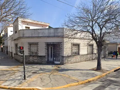 VENTA CASA EN LOTE PROPIO A DEMOLER VILLA DEVOTO