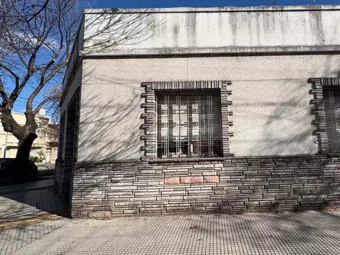 VENTA CASA EN LOTE PROPIO A DEMOLER VILLA DEVOTO