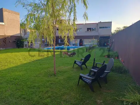 Casa 5 ambientes en Venta