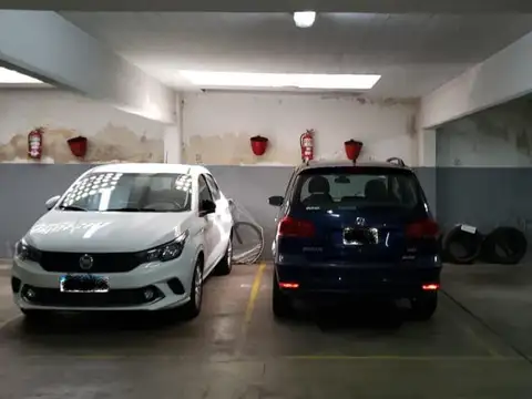 Cochera en Venta Cubierta