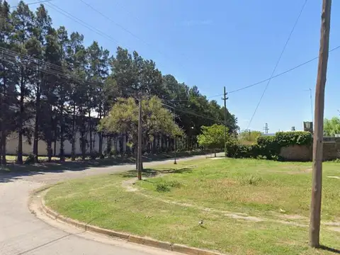 Terreno en Máximo Paz esq  9 de julio y 5 de julio