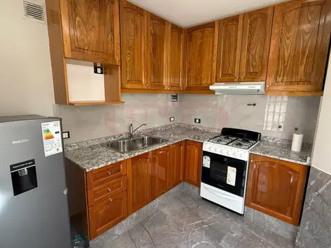 Depto Tipo Casa en Alquiler en Olivos, $ 1.800.000