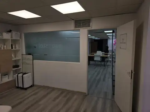 Oficina en Alquiler al Oeste