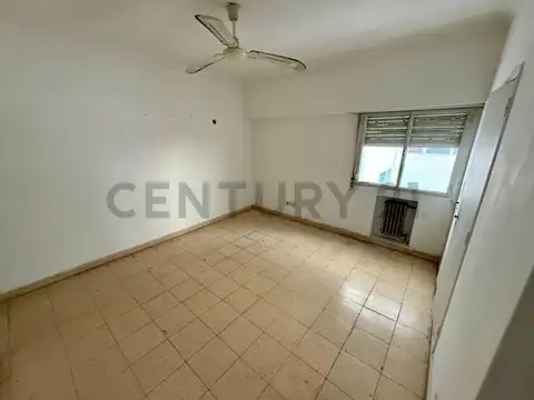 La Rioja 2300, Piso 2