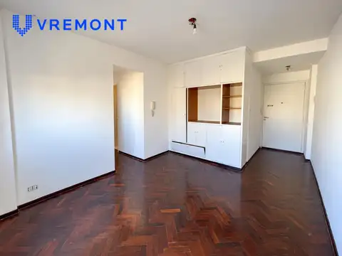 Avenida Hipólito Yrigoyen 1500