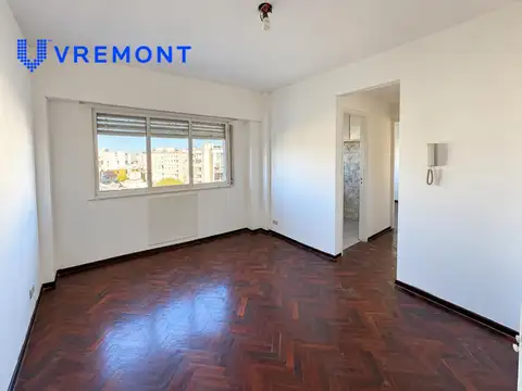 H. Yrigoyen 1500. Departamento de dos ambientes en alquiler. Congreso.