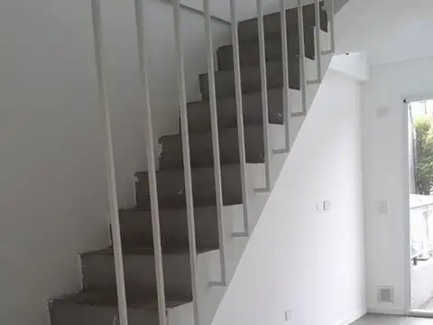 Rocamora 4000, Piso 5