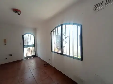 Depto Tipo Casa en Venta en Rosario, USD 29.000