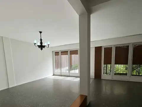 VENTA CASA 4 AMBIENTES PILETA PARRILLA SAN JUSTO