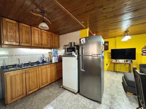 Casa 3 ambientes con 1 baño
