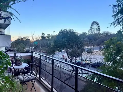 Avenida Poeta Lugones e/ Rondeau y San Lorenzo