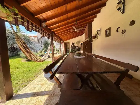 Casa en Venta en Haedo, USD 280.000