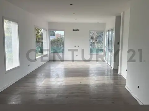 Casa en Venta en Barrio Arenas Chico, USD 260.000