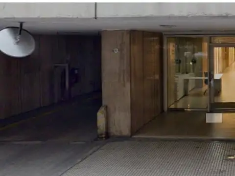 Venta Cochera en Microcentro
