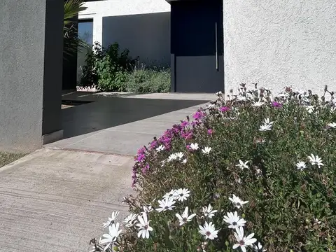 El Cantón Golf 1000