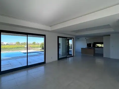 Casa con vista al Golf en El Cantón
