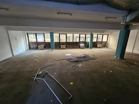 Oficina en Alquiler de 214 m2 en Microcentro