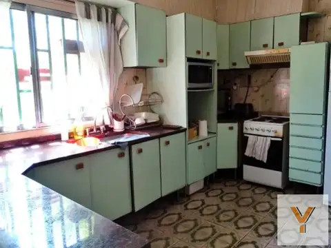 Casa en venta - 3 Dormitorios 3 Baños  San Cristóbal