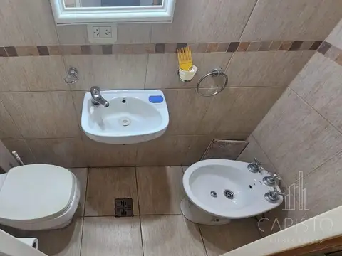 Depto Tipo Casa 4 ambientes con 2 baños