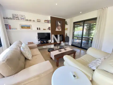 Venta casa 2 dormitorios pinares