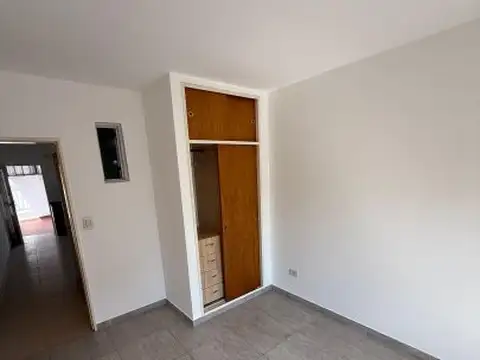 Departamento en Alquiler en Barrio Manzanares, $ 450.000