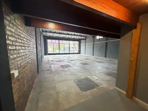 Local en Alquiler en Funes, $ 3.500.000