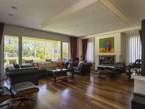 Casa en Venta al Este