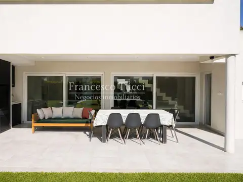 Casa en Venta de 4 dormitorios