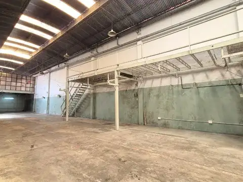 Galpon en Alquiler en Monte Castro, $ 6.800.000